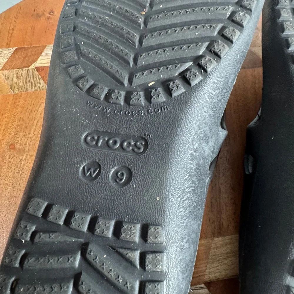 Crocs Kadee II Flip Flops Womens Size 9 Black Casual Beach Sandal 202492-001